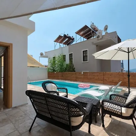 Triplex In With Pool & Partial Sea View