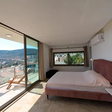 Triplex In With Pool & Partial Sea View Kalkan