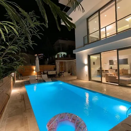 Triplex In With Pool & Partial Sea View Villa Kalkan
